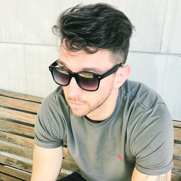 Meet your Posher, Stefen - Picture 3 of 3